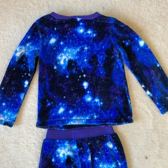 LANDS END UEC Size 8 Blue Space Galaxy Fuzzy Cozy Warm Pajama Set Unisex Star 💫 - Picture 11 of 13